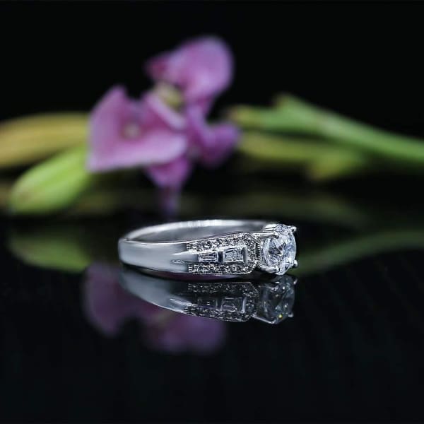 Charming Engagement Ring with Center Round 1.08ct Diamond and side Diamonds RN-10000, Side edge