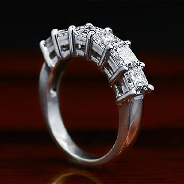 Classic Engagement ring features six princess cut Diamonds DS-4562059