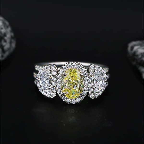 Cocktail Ring with 3.50 ct of Total Diamond Weight RN-178000