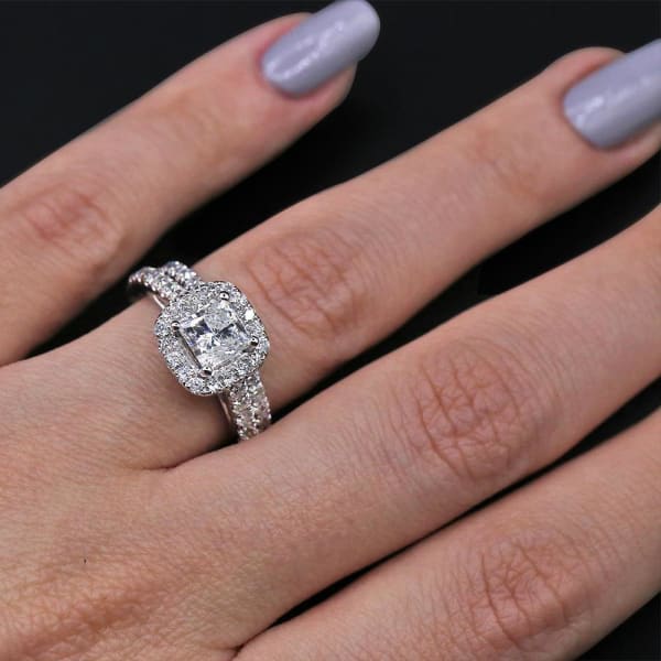 Engagement Ring 18k White Gold with 2.00ct Diamonds ENG-10509,  Ring on a finger