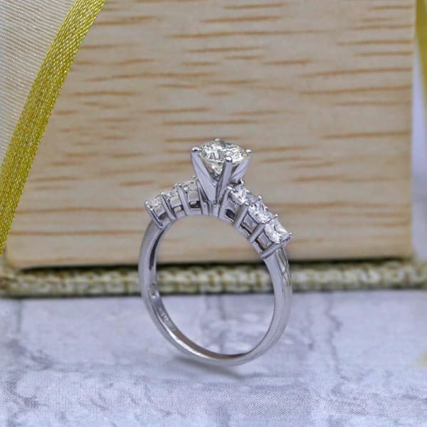 Engagement Ring features 0.69ct Round cut Natural diamond and 6 Princess cut side Diamonds ENG-8750, Profile
