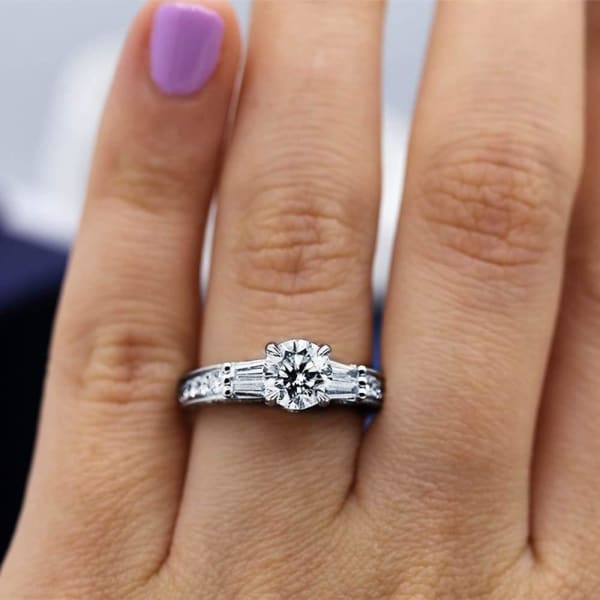 Extraordinary 18k White Gold Engagement Ring with center 1.25ct Round Diamond RN-17250