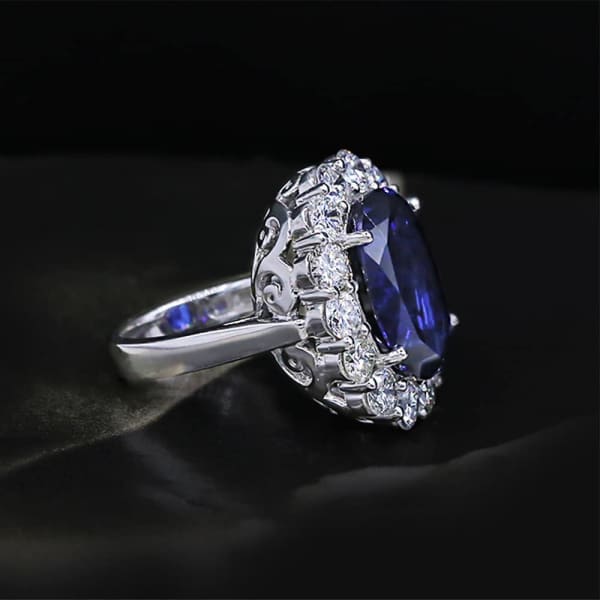 Fantastic Blue Sapphire and Diamonds on sides Ring DS-21005, Right