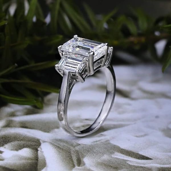 Fantastic Engagement Ring with 4.81 ct of Total Diamond Weight Eng-300000, side