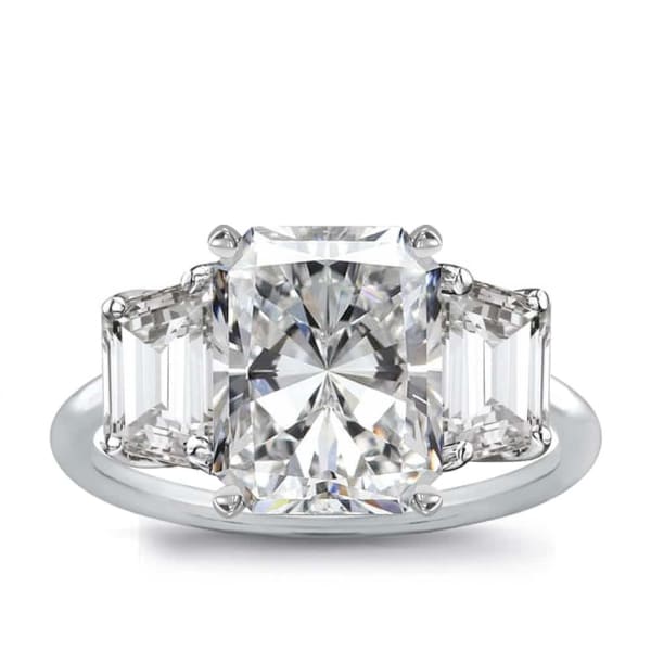 Great 18k White Gold Engagement Ring with 5.17ct. Diamonds By GIA