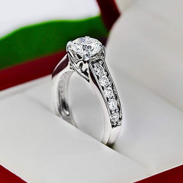 Modern 14k White Gold Engagement ring with Center 1.00ct Round Diamond DS-12500