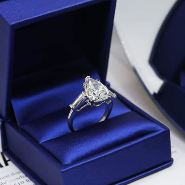 Platinum Engagement Diamond Ring featured with 5.59ct TCW ENG-75003