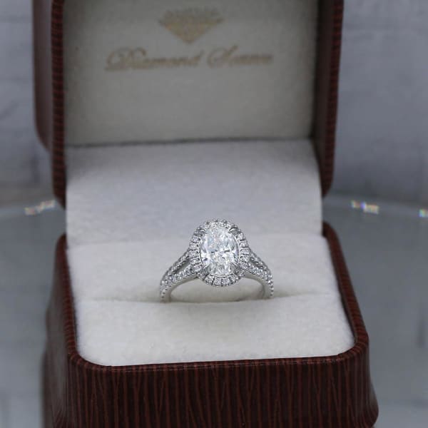 Precious 14k White Gold Engagement Ring with 2.80ct. Diamonds