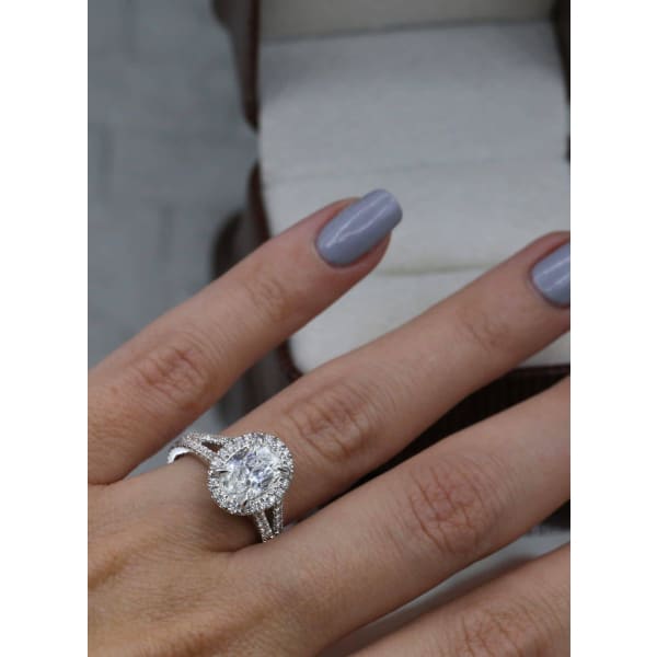 Precious 14k White Gold Engagement Ring with 2.80ct. Diamonds, enlarged image