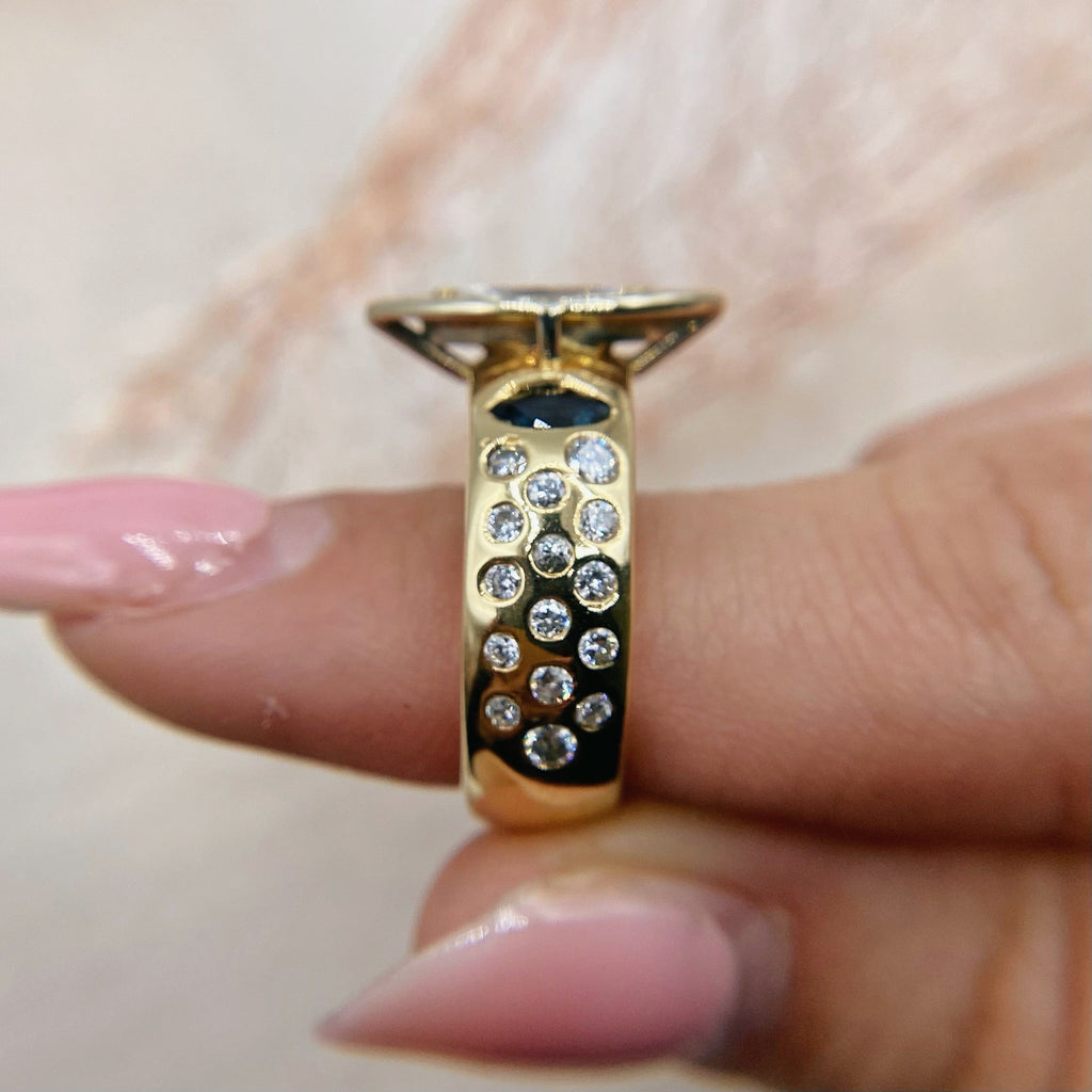 Stunning 14K yellow gold diamond fashion cocktail ring 