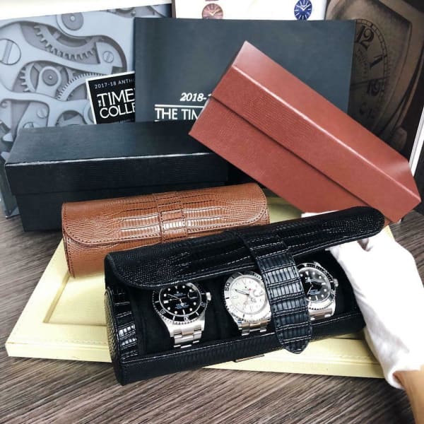 Traveler's Watch Storage Organizer Case for 3 Watches Black Watch Roll, with watches inside